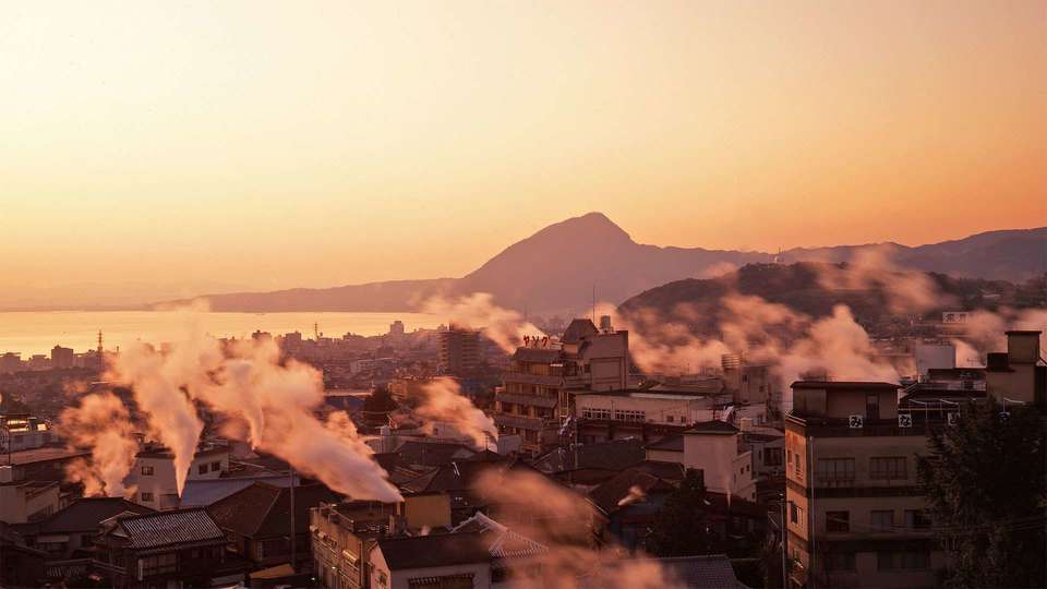 Smoky Steam of Beppu Hot Springs Oita by FIND47.JP